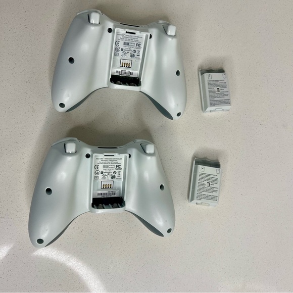 Xbox 360 wireless controllers, set of 2 - Picture 10 of 10